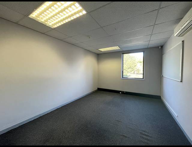 332M² OFFICE TO LET IN SANDTON CENTRAL